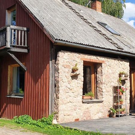 Majiga Istaba Ar Balkonu Un Vannasistaba, Bezmaksas Velo Noma Иецава Экстерьер фото